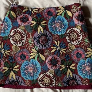 cute flower embroidered mini skirt !